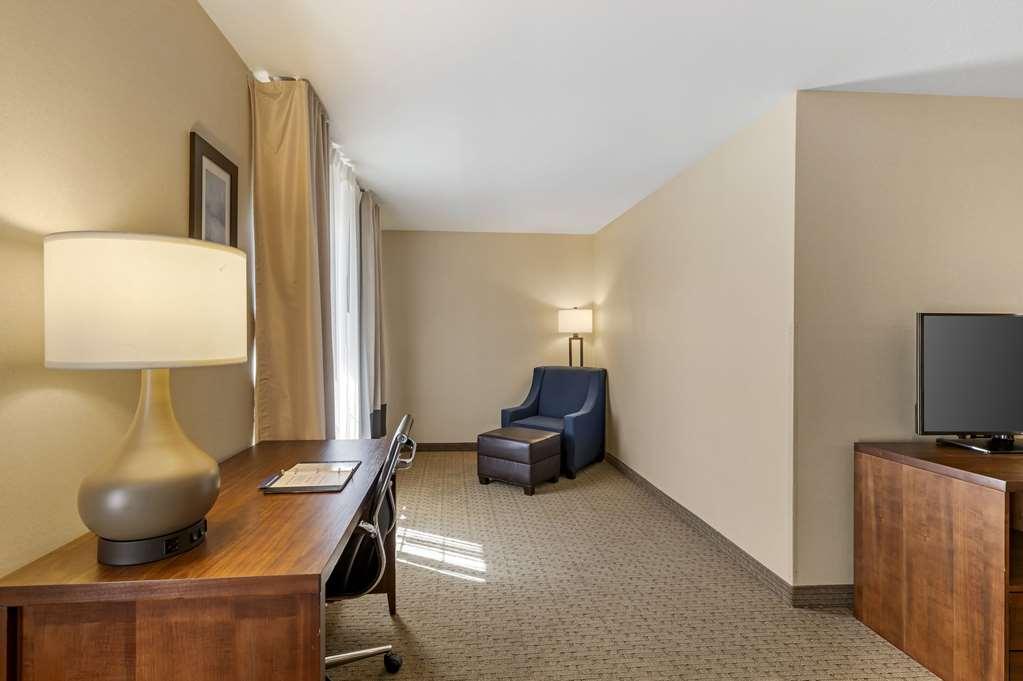 Comfort Inn & Suites Gillette Near Campbell Medical Center Bilik gambar